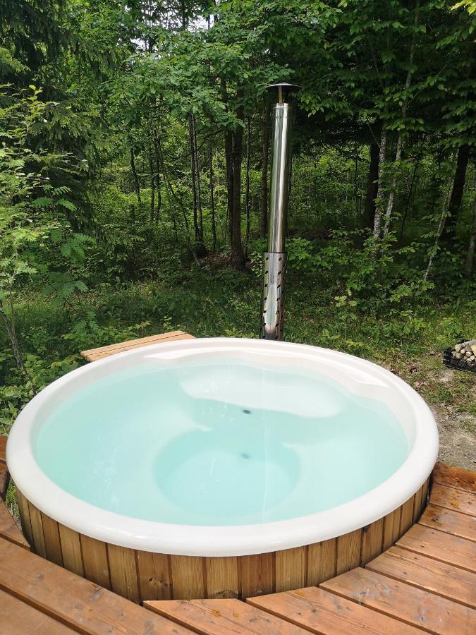 Hotel Medve Dome - Luxury Camping In The Middle Of Nature Vlahita Exterior foto